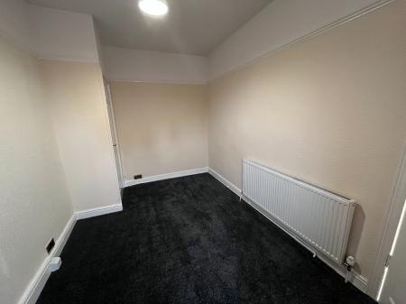 2 bedroom Flat to let in Highbury Road, Bulwell, Nottingham, NG6