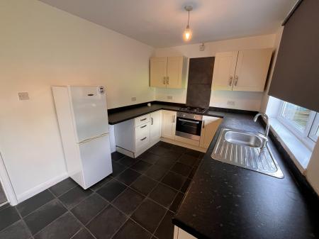 3 bedroom Semi-detached house to let in Hadbury Road, Nottingham, NG5