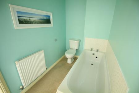 2 bedroom Flat to let in High Main Drive, Bestwood Village, Nottingham, NG6
