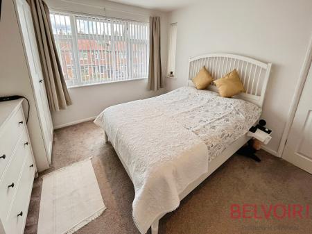 3 bedroom Semi-detached house to let in Greenwich Avenue, Cinderhill, NG6