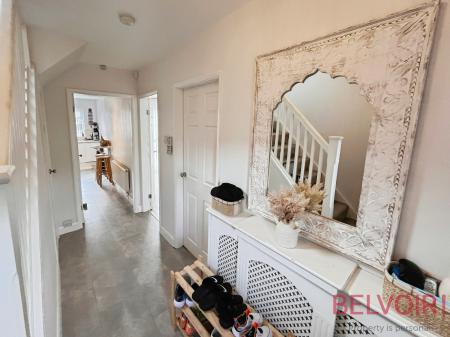 3 bedroom Semi-detached house to let in Greenwich Avenue, Cinderhill, NG6