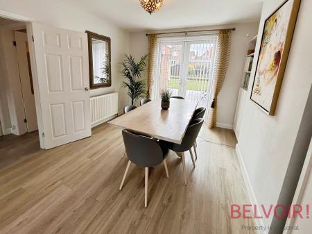 3 bedroom Semi-detached house to let in Greenwich Avenue, Cinderhill, NG6