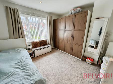 3 bedroom Semi-detached house to let in Greenwich Avenue, Cinderhill, NG6
