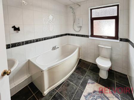2 bedroom Terraced House to let in The Square, Bestwood Village, Nottingham, NG6