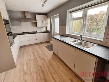 3 bedroom Semi-detached house to let in Withern Road, Aspley, Nottingham, NG8