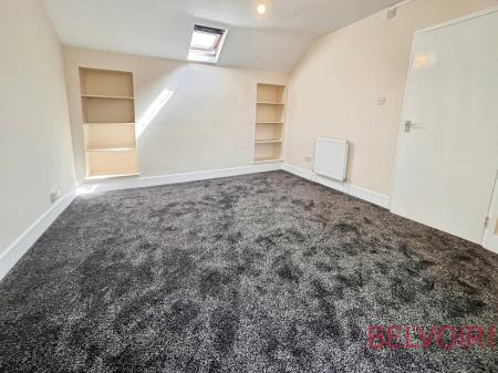 2 bedroom Flat to let in Commercial Road, Bulwell, Nottingham, NG6