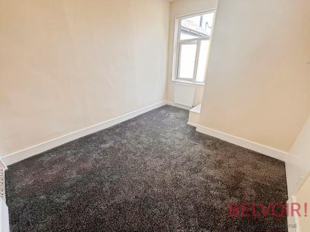 2 bedroom Flat to let in Commercial Road, Bulwell, Nottingham, NG6