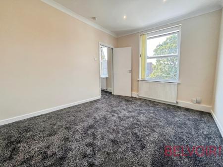 2 bedroom Flat to let in Commercial Road, Bulwell, Nottingham, NG6