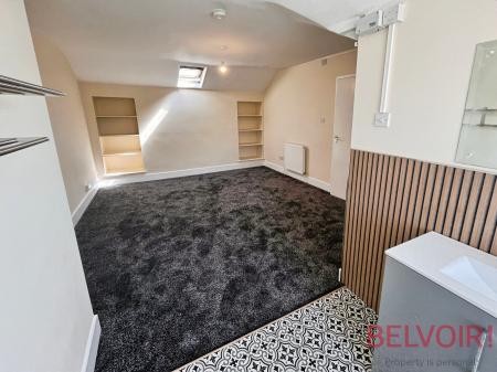 2 bedroom Flat to let in Commercial Road, Bulwell, Nottingham, NG6