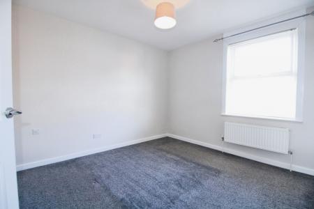 3 bedroom Terraced House to let in Montague Road, Hucknall, NG15