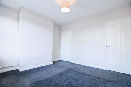 3 bedroom Terraced House to let in Montague Road, Hucknall, NG15