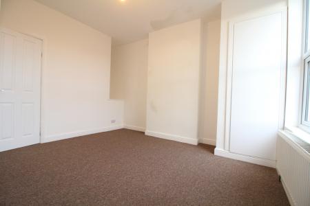 3 bedroom Terraced House to let in Broomhill Road, Nottingham, NG6
