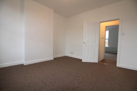 3 bedroom Terraced House to let in Broomhill Road, Nottingham, NG6