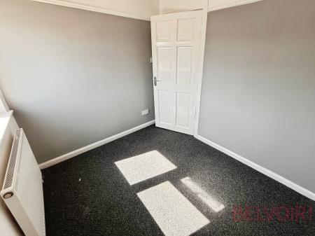 3 bedroom Semi-detached house to let in Minver Crescent, Aspley, Nottingham, NG8