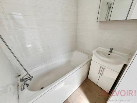 3 bedroom Semi-detached house to let in Minver Crescent, Aspley, Nottingham, NG8