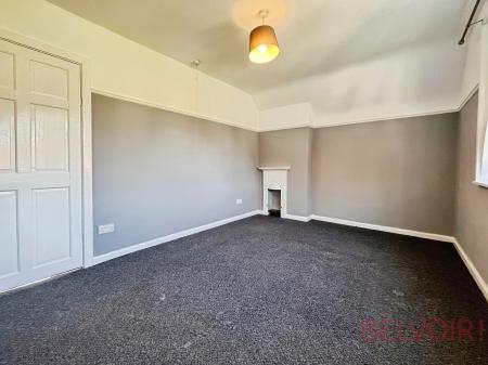 3 bedroom Semi-detached house to let in Minver Crescent, Aspley, Nottingham, NG8