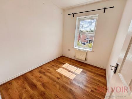 2 bedroom Flat to let in Highmain Drive, Bestwood Village, Nottingham, NG6