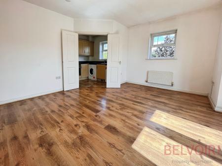 2 bedroom Flat to let in Highmain Drive, Bestwood Village, Nottingham, NG6