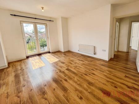 2 bedroom Flat to let in Highmain Drive, Bestwood Village, Nottingham, NG6