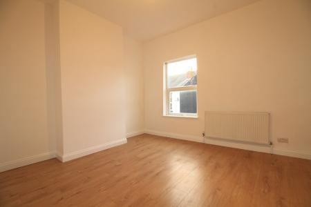 2 bedroom Terraced House to let in Beck Street, Carlton, NG4