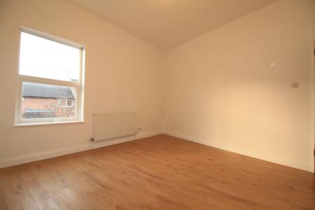 2 bedroom Terraced House to let in Beck Street, Carlton, NG4
