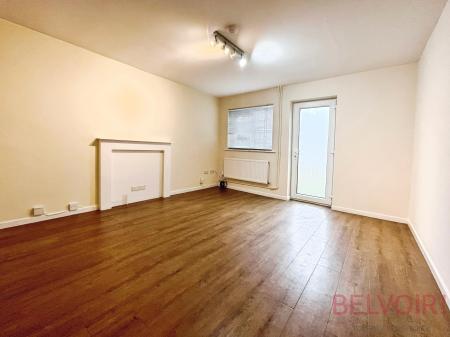 2 bedroom Semi-detached house to let in Suez Street, Basford, Nottingham, NG7