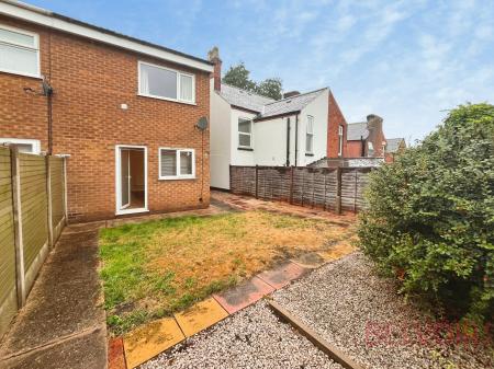 2 bedroom Semi-detached house to let in Suez Street, Basford, Nottingham, NG7