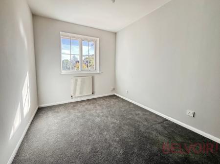 3 bedroom House to let in Ellwood Crescent, Wollaton, Nottingham, NG8