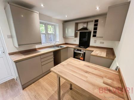 Ellwood Crescent, Wollaton, Nottingham, NG8