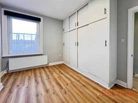 2 bedroom Semi-detached house to let in Lime Street, Bulwell, NG6