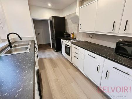2 bedroom Semi-detached house to let in Lime Street, Bulwell, NG6