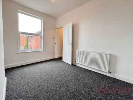 2 bedroom Terraced House to let in Henrietta Street, Nottingham, NG6