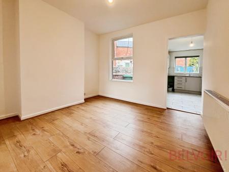 2 bedroom Terraced House to let in Henrietta Street, Nottingham, NG6