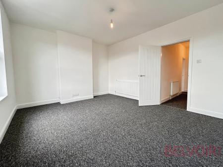 2 bedroom Terraced House to let in Henrietta Street, Nottingham, NG6