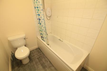 1 bedroom Flat to let in Highbury Road, Bulwell, Nottingham, NG6