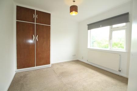 3 bedroom Detached house to let in Cedarland Crescent, Nuthall, NG16