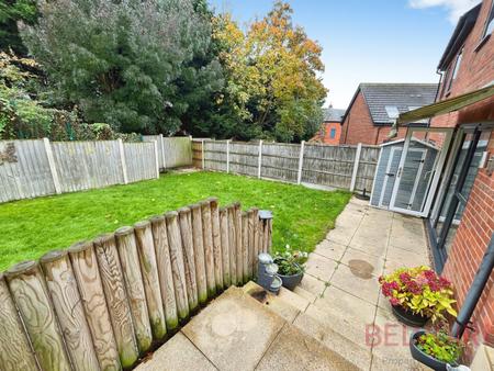 4 bedroom Semi-detached house to let in Dob Park Close, Basford, Nottingham, NG6