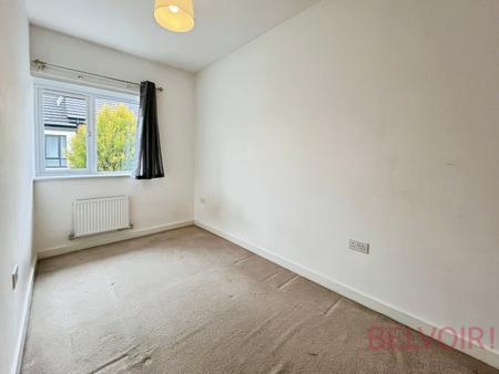4 bedroom Semi-detached house to let in Dob Park Close, Basford, Nottingham, NG6