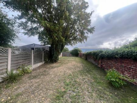 3 bedroom End of terrace house to let in Bloxwich Road, Bloxwich, Walsall, WS3