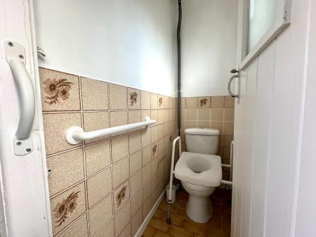 3 bedroom Semi-detached house for sale in Drake Road, Bloxwich, Walsall, WS3