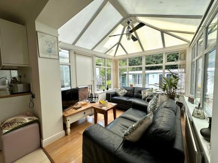 3 bedroom Semi-detached house for sale in Drake Road, Bloxwich, Walsall, WS3