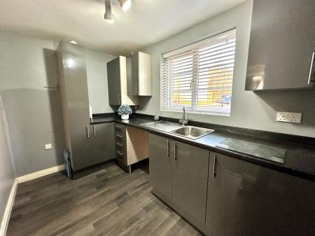 2 bedroom Apartment for sale in Eagleworks Drive, Walsall, WS3