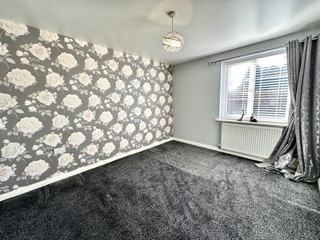 2 bedroom Apartment for sale in Eagleworks Drive, Walsall, WS3