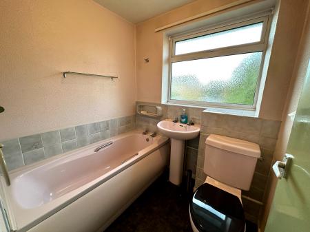 3 bedroom Semi-detached house for sale in Furzebank Way, Willenhall, WV12