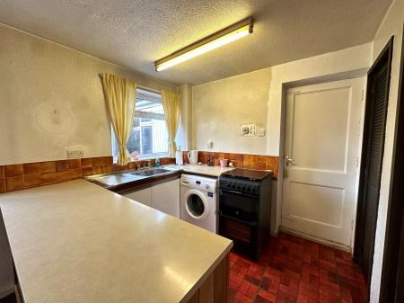 3 bedroom Semi-detached house for sale in Furzebank Way, Willenhall, WV12