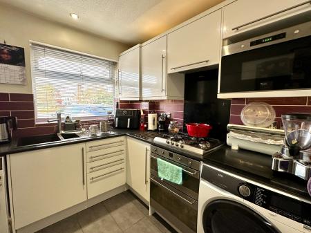 2 bedroom End of terrace house for sale in Hedera Close, The Delves, Walsall, WS5