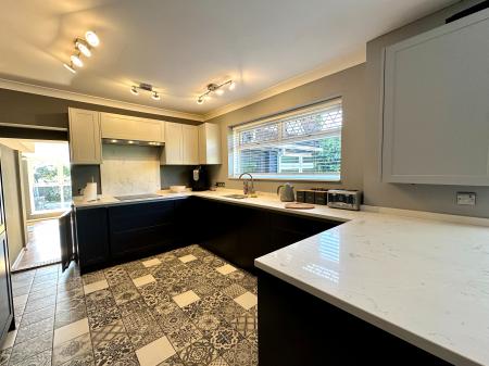 5 bedroom Detached house for sale in Monmouth Road, Bentley, Walsall, WS2