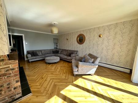 5 bedroom Detached house for sale in Monmouth Road, Bentley, Walsall, WS2