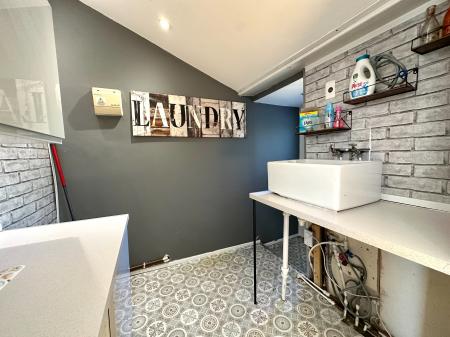 5 bedroom Detached house for sale in Monmouth Road, Bentley, Walsall, WS2