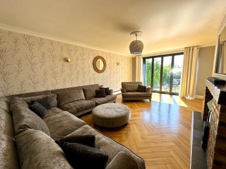 5 bedroom Detached house for sale in Monmouth Road, Bentley, Walsall, WS2